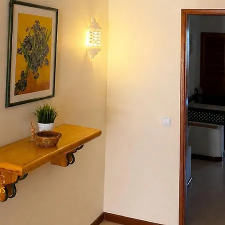 Апартаменты Bella Vista Retreat *